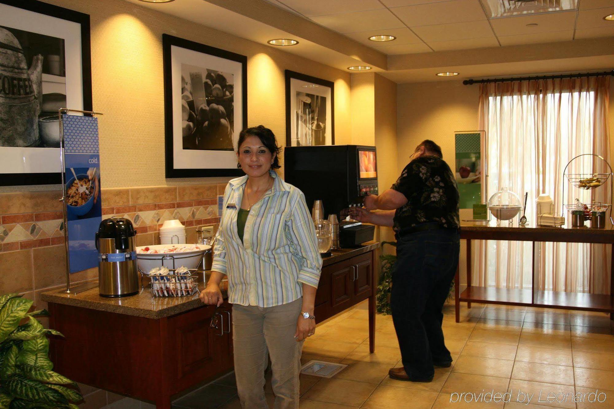 Hampton Inn & Suites Highland San Bernardino Restaurant foto