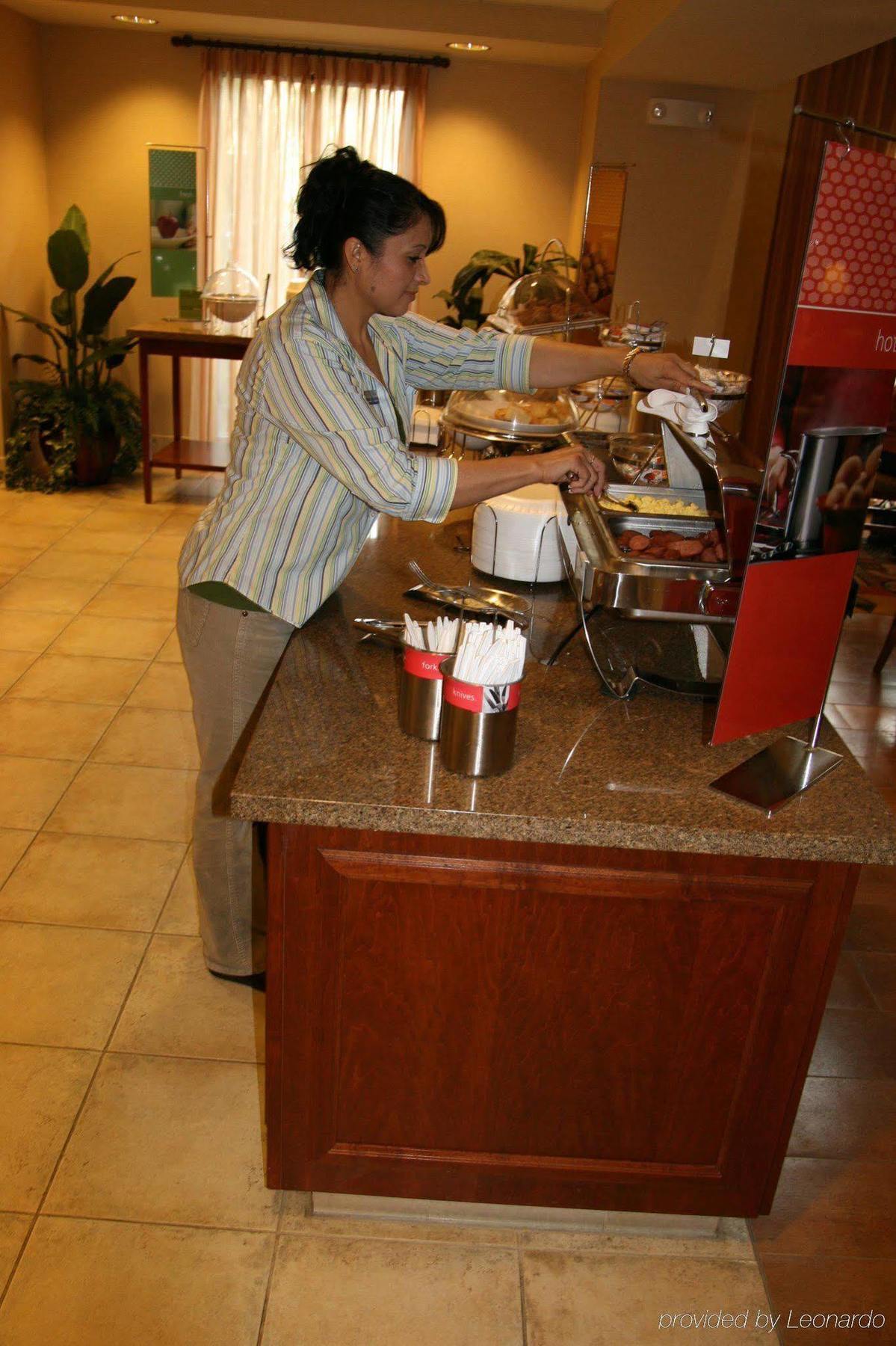 Hampton Inn & Suites Highland San Bernardino Restaurant foto